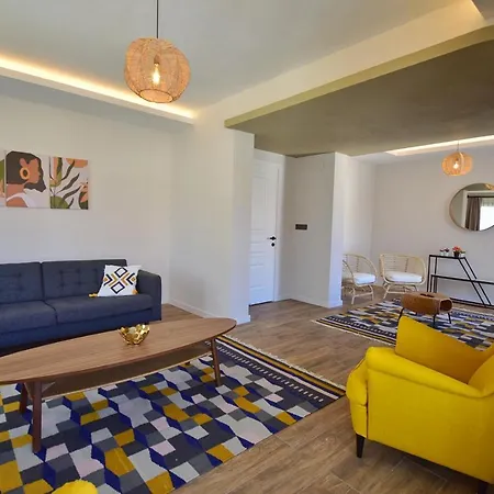 Citrus Villa *